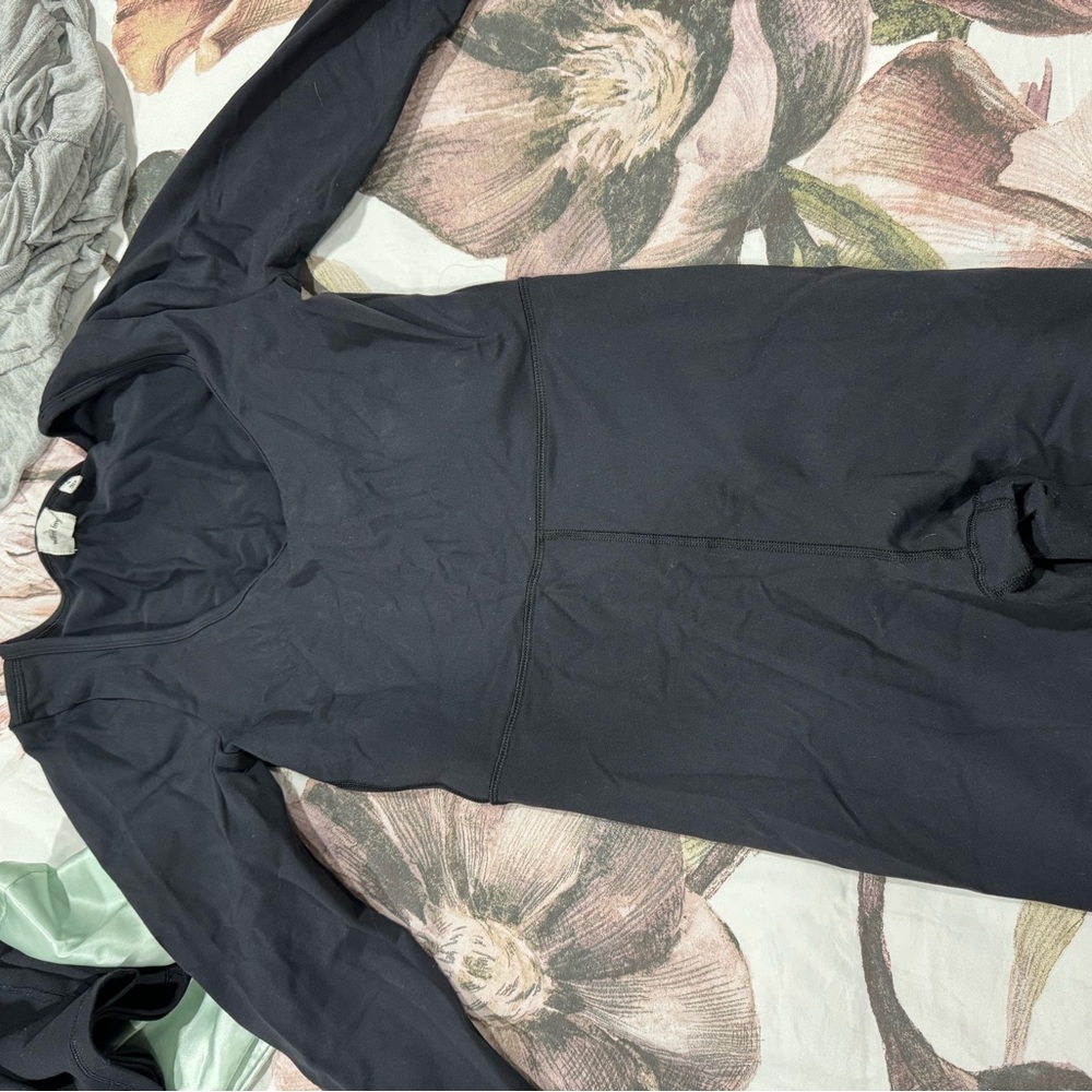 Black aritzia tna jumpsuit longsleeve size m